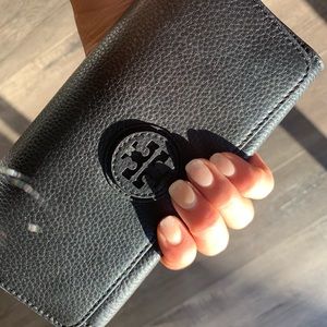 Tory Burch black pebbles leather envelope wallet